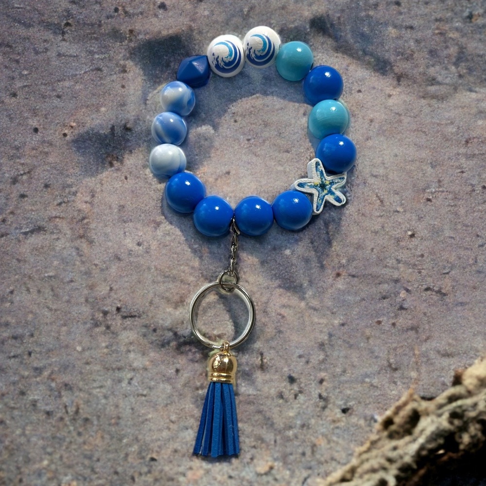Wood beads Keychain - Picture 1 of 2